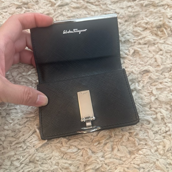 SALVATORE FERRAGAMO CARD CASE - Picture 9 of 15